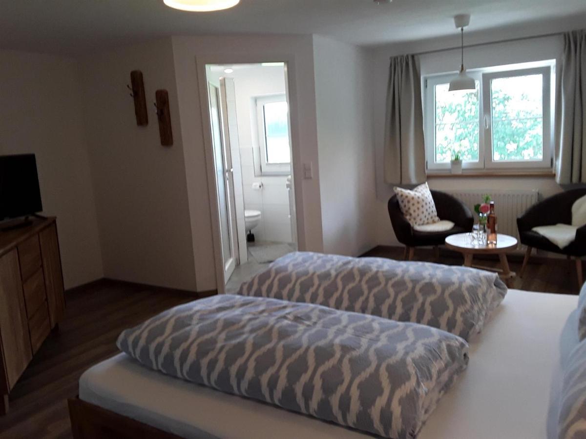 Rosenhof Bed & Breakfast *
